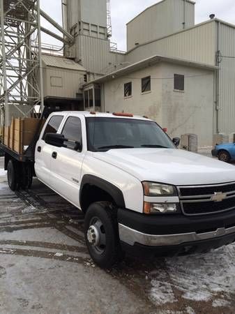 2006 chevrolet 3500 flatbed dually 4x2 crew cab