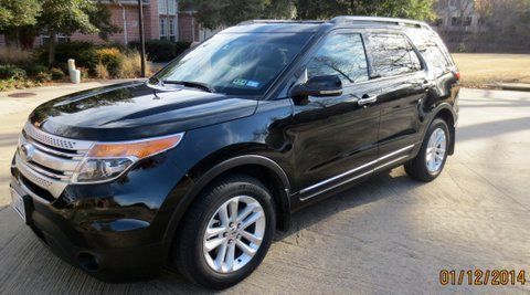 2011 ford explorer xlt-- 4wd+leather+tow package+many more extras