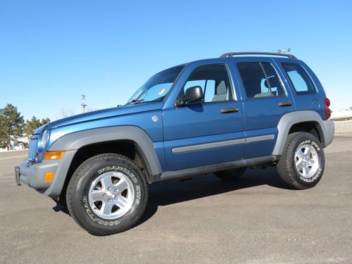 2006 jeep liberty crd diesel 4x4 1 owner great shape non smoker 2&#034; lift 4wd 2.8