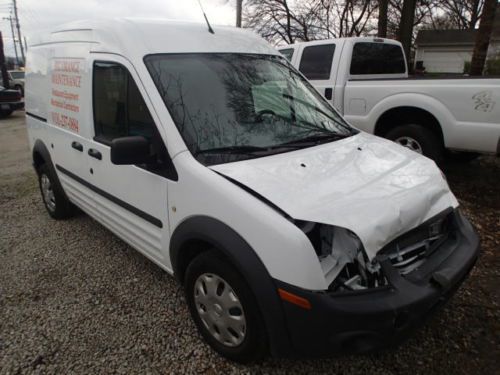 2013 ford trnsit connect, salvage, damaged, runs and lot drives