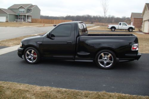 2003 ford f-150 svt lightning supercharged lowered, center console, hid&#039;s