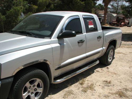 2005 dodge dakota slt crew cab pickup 4-door 4.7l