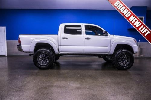 2012 toyota tacoma lifted 6 speed manual 27k bed liner crew cab pickup truck tow