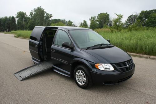 Sell used 2007 Dodge Grand Caravan SE Side Entry ... Sell used 2007 Dodge Grand Caravan SE Side Entry ...