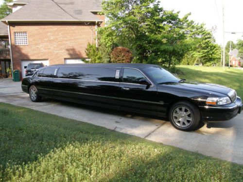 2011 lincoln town car 120&#034; stretch limousine 10 passenger 19k miles excellent