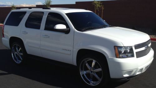 2008 chevrolet tahoe, low miles!!(44,500), full warranty, excellent condition!!