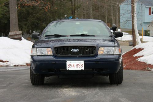 2009 ford crown victoria police interceptor sedan 4-door 4.6l