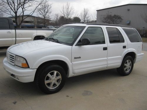 1998 oldsmobile bravada smart trak, automatic, 4.3l, awd, must see! super clean!