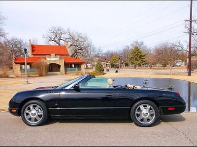 Hard &amp; soft top convertible 3.9l leather! heated seats! low miles!