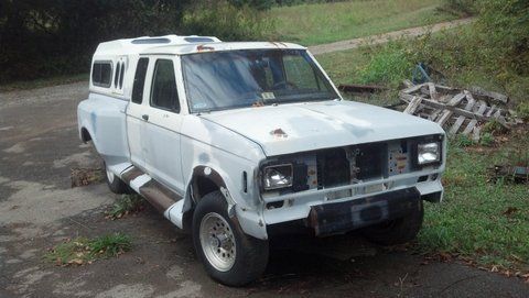 Li'l big truck 1988 ford ranger pickup 4wd, extended cab  restoration project!