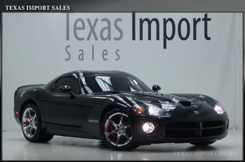 2009 viper gts coupe 1,568 miles! showroom condition,we finance