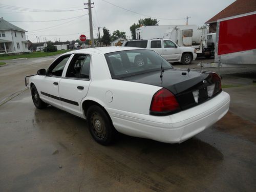Used Trucks For Sale In Iowa >> Sell used 2005 Ford Crown Victoria Police Interceptor ... Used Trucks For Sale In Iowa >> Sell used 2005 Ford Crown Victoria Police Interceptor ...