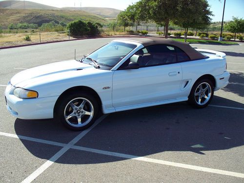 1997 ford mustang gt convertible 2-door 4.6l vortech supercharged 5 speed
