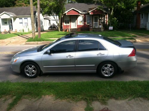 Sell Used 2007 Honda Accord Exl Silver 99000 Miles