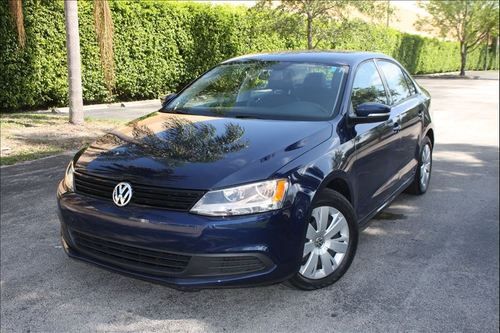 2012 volkswagen jetta se. 2.5l engine,,leather,10k miles,fl car, free shipping