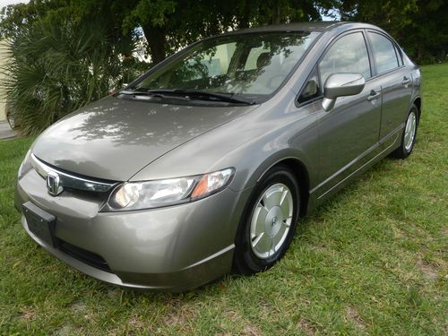 2008 civic hybrid, great on gas very clean 1florida owner no accident