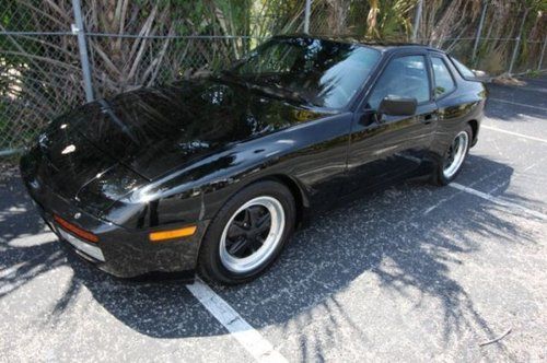 1986 porsche 944 turbo black clean