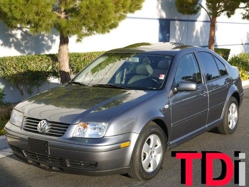 2003 vw jetta gld tdi turbo diesel sunroof leather heated seats 5-spd no reserve