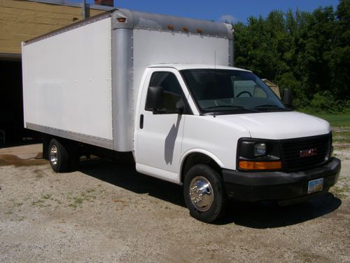 2005 gmc savana 3500 base cutaway van 2-door 6.0l, cube van, box truck