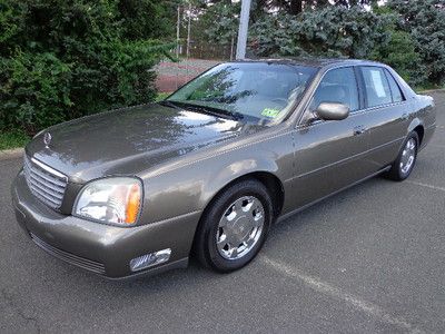 Beautiful 01 cadillac deville v-8 auto only 68k org mi clean carfax no reserve