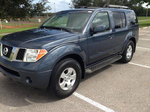 Pathfinder se leather loaded clean carfax florida truck great shape