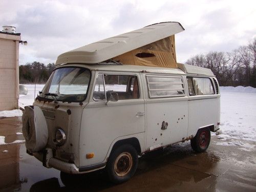Purchase used 1976 Volkswagen Bus -Red/White- VW ...