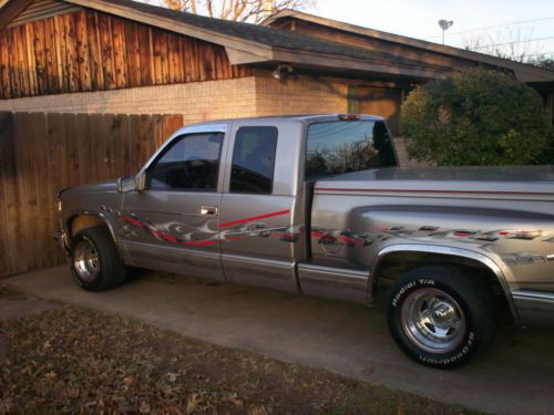 1998 chevy step-side silverado 3 door extended cab truck nice!!!!