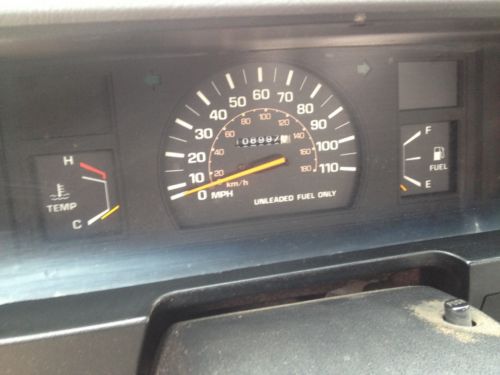 Pickup Toyota 1986 4x4 Have Carburator Or Efi Pickup Toyota 1986 4x4 Have Carburator Or Efi