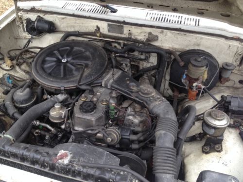 Sell used 1986 TOYOTA 4x4 Pickup Truck 22R Motor Manual ...
