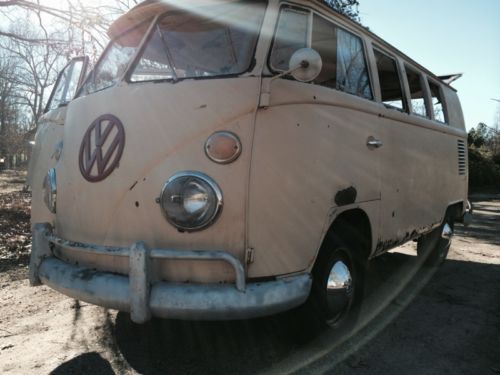 Vw bus vanagon volkswagen volkswagon hippie surfer 1963
