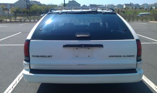1993 Chevrolet Caprice Classic Wagon 4-Door 5.0L, image 3