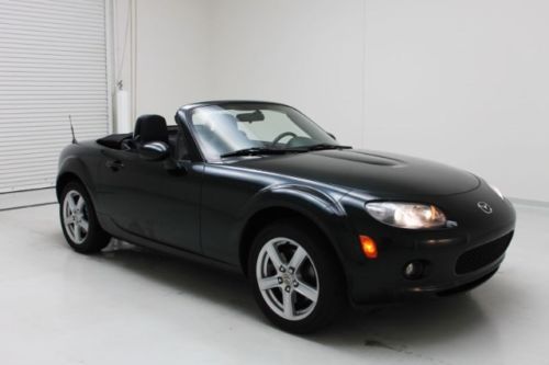 Hard-top convertible 2.0l manual transmission awesome condition financing