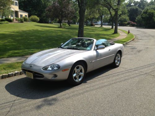 200 jaguar xk convertible