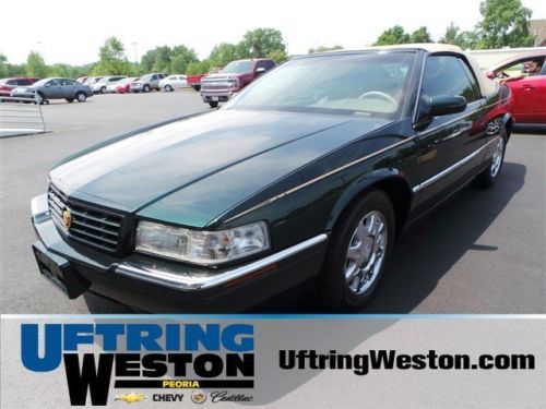 Convertible touring northstar v8 leather aluminum wheels leather low miles