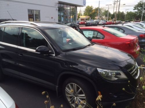2010 volkswagen tiguan awd sel ... with damaged engine.