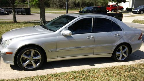 2004 mercedes-benz c230 kompressor sedan 4-door 1.8l