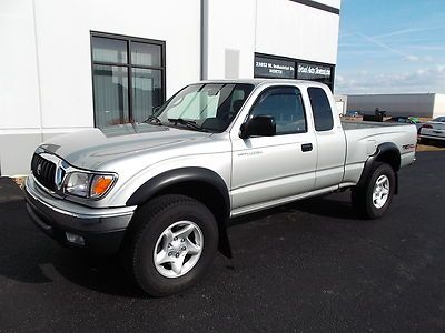 2004 toyota tacoma ext cab 4wd trd pkg 1 owner 5 speed private sale no dlr tax