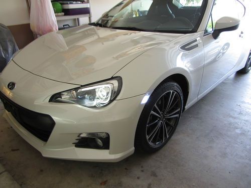 New brz limited automatic transmission-pearl white- 400 miles