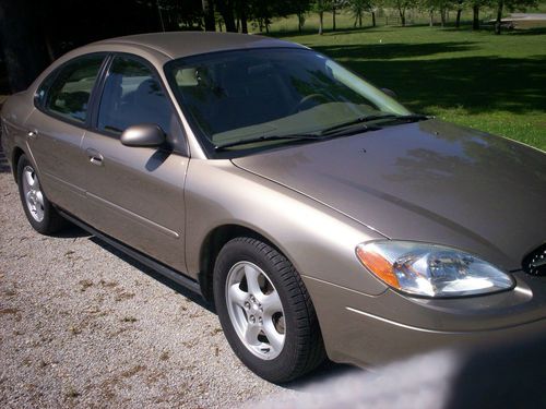2003 ford taurus " low miles"