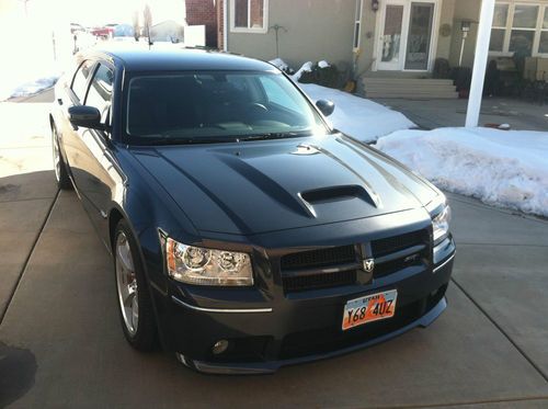Purchase Used 2008 Dodge Magnum Srt8 Wagon 4 Door 6 1l In