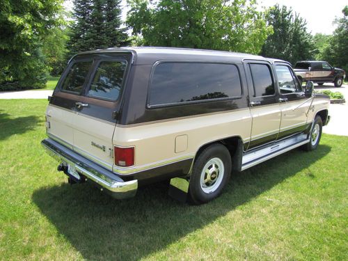 Purchase used 1987 Chevrolet R20 Suburban Silverado Sport ... Purchase used 1987 Chevrolet R20 Suburban Silverado Sport ...