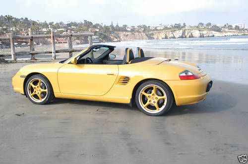 Absolutely beautiful 2003 porsche boxster base with only 4100 miles