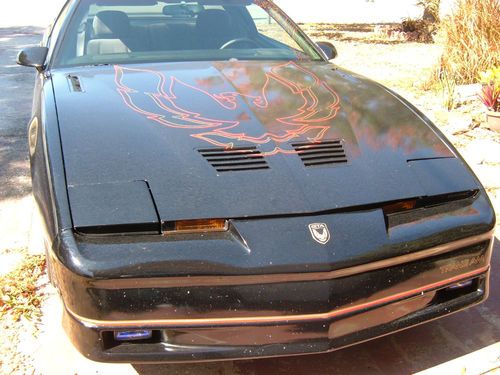 1988 pontiac firebird/trans am  black beauty l@@k!!!!!!!!!!