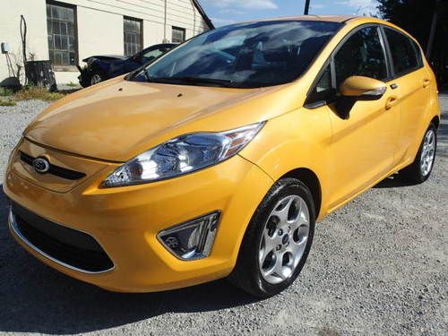2011 ford fiesta se, salvage, damaged, wrecked, runs and drives, ford