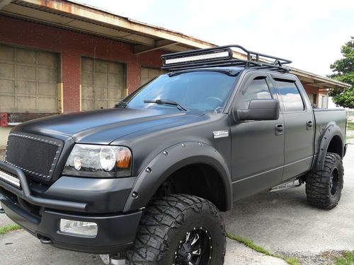 F150 super crew 4x4 lifted / blacked out