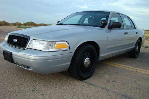 2008 ford crown victoria police package interceptor in nice condition! p71
