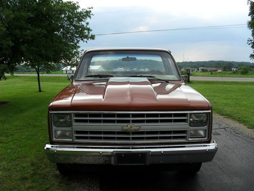 1986 chevy c10 short bed truck