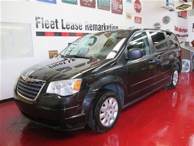 No reserve 2008 chrysler town&amp;country lx, 1owner off corp.lease