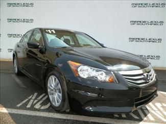 2011 accord ex one owner,black,clean,moonroof,grab it quick!!