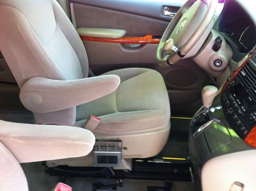 Wheelchair Ramp For Van >> Purchase used Wheelchair Van, in-floor electronic ramp, power swivel driver seat, low miles in ... Wheelchair Ramp For Van >> Purchase used Wheelchair Van, in-floor electronic ramp, power swivel driver seat, low miles in ...